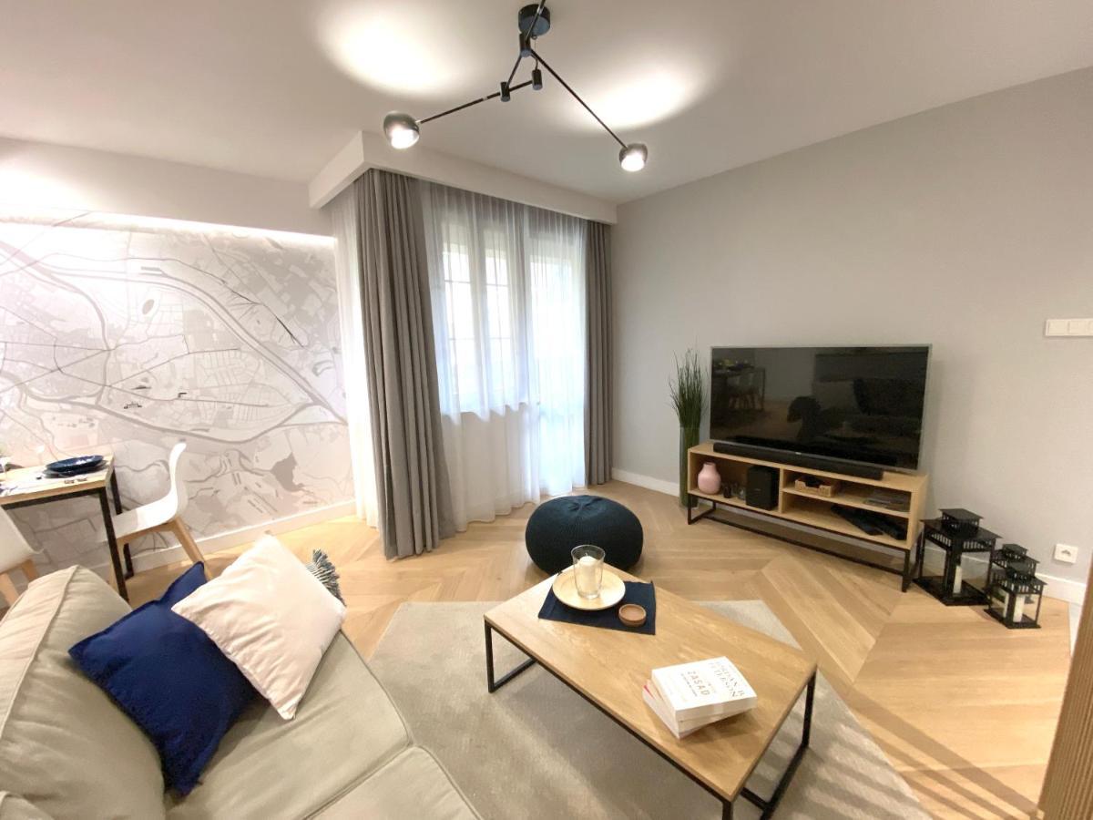 Mycherry - Old Town Apartment - Wiezienna 21C Вроцлав Екстер'єр фото